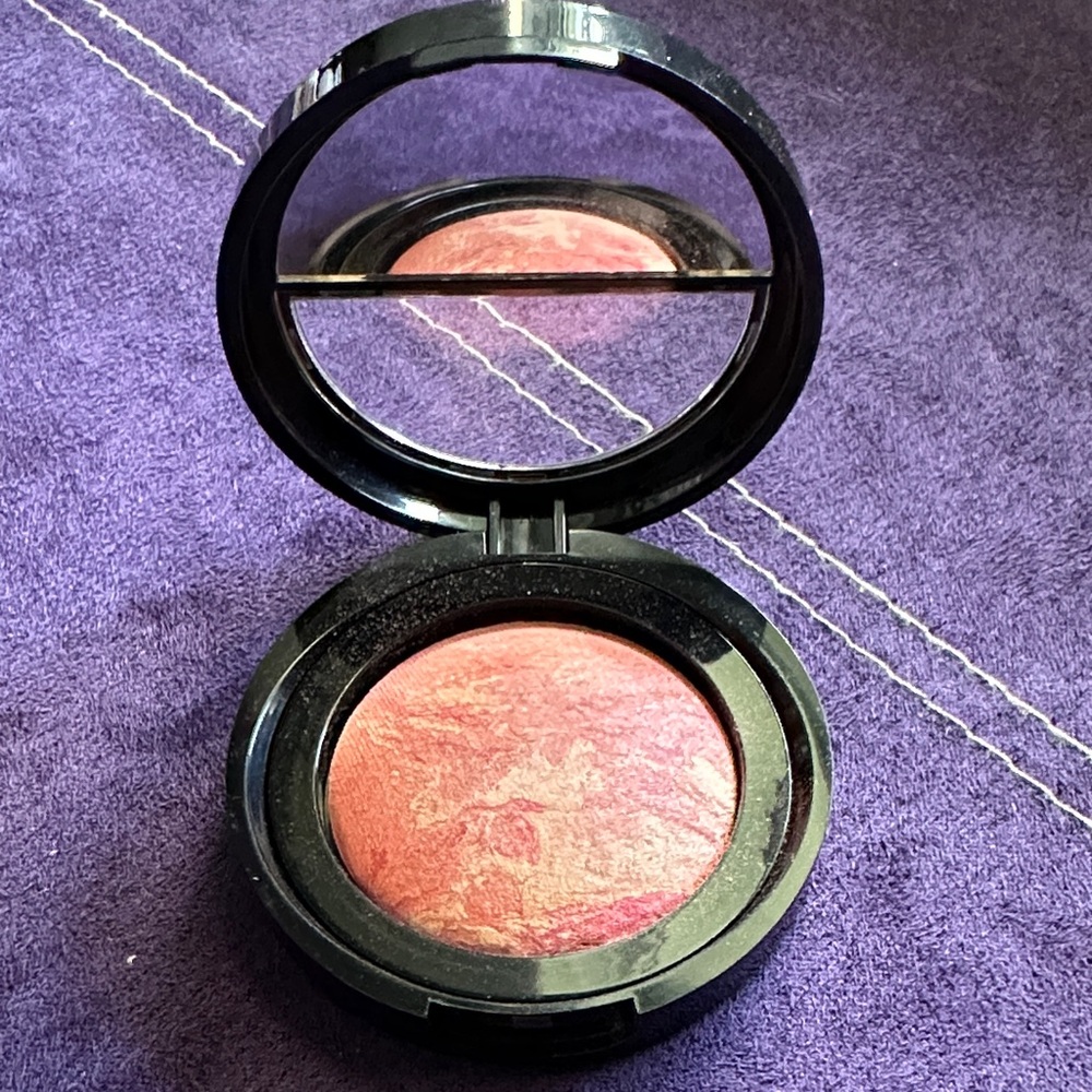 Laura Geller Blush in Starfish Island